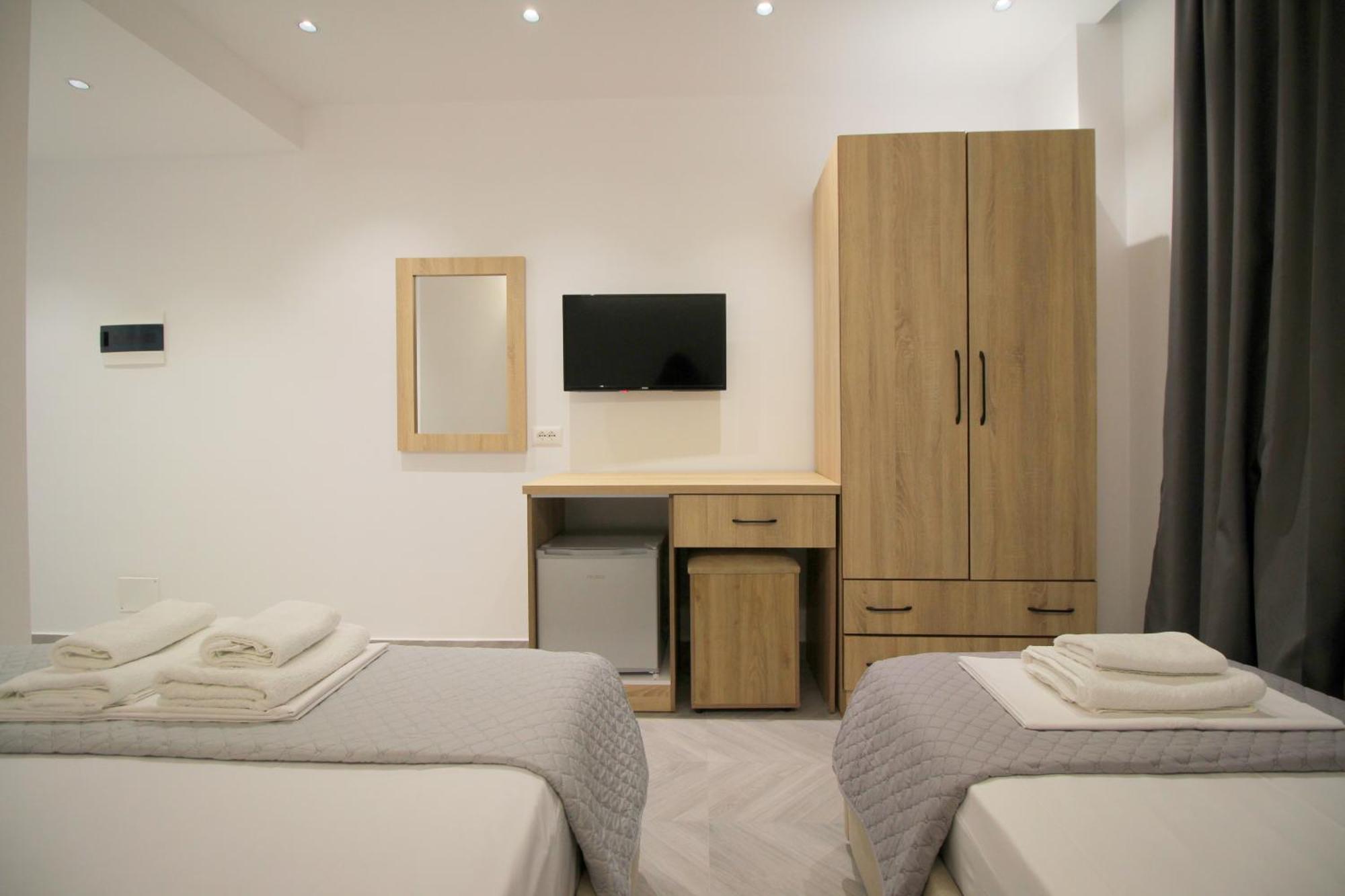 Noa Boutique Hotel Ksamil Rom bilde